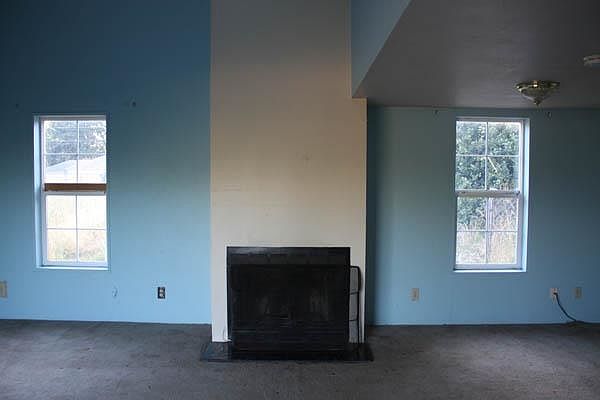 2nd image of 896 Norman Ave NE
