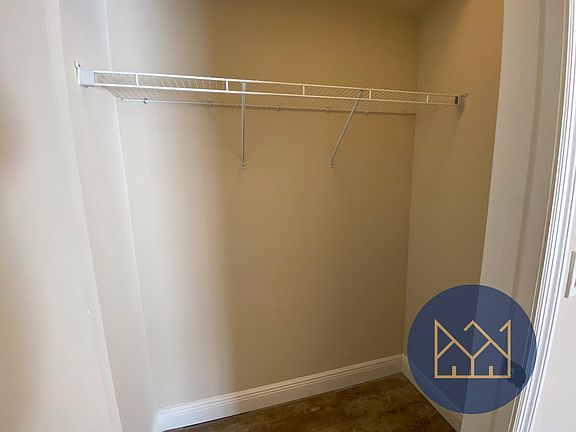 5th image of 1701 SE 17th St #422