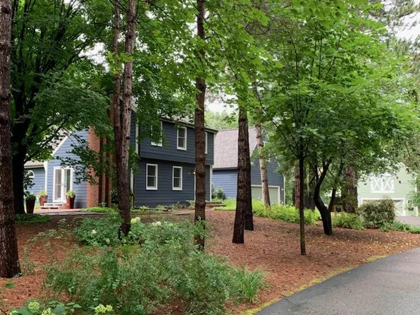 5635 Turtle Lake Rd, Shoreview, MN 55126