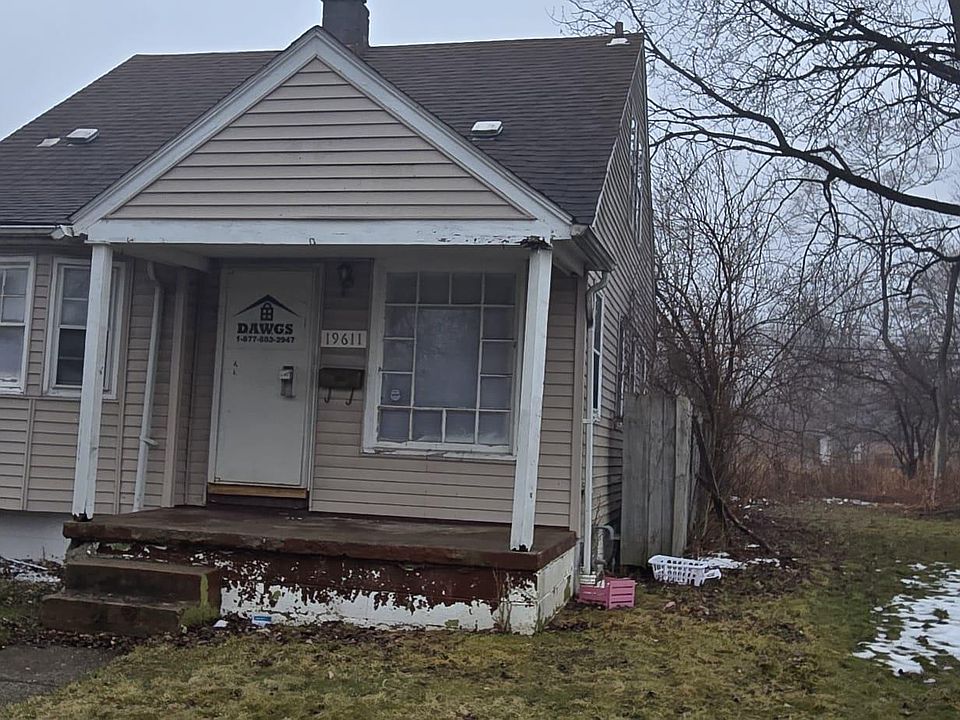 1st image of 19611 Albion St