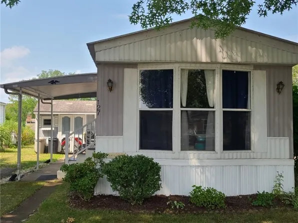 127 Rolling Park Dr N, Massillon, OH 44647