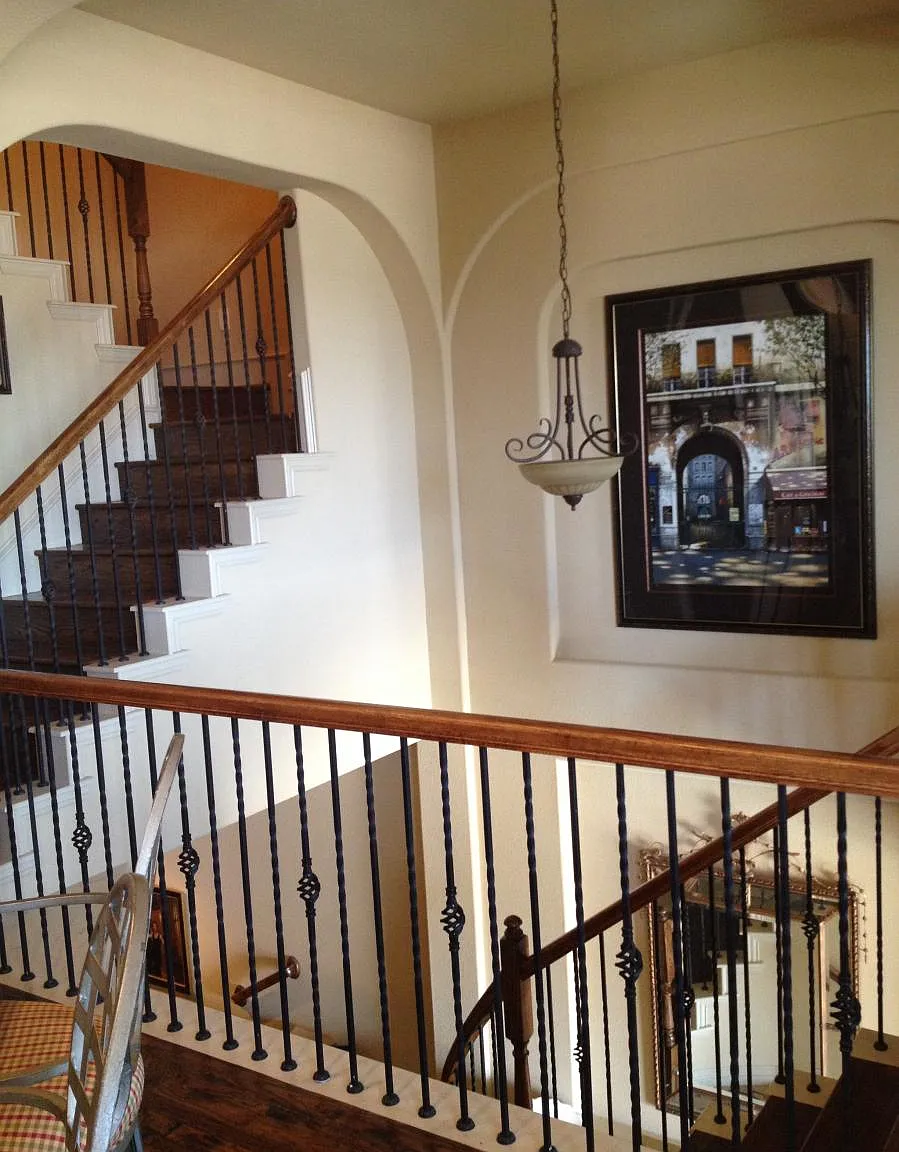 3 bed, 3025 sqft, $3,650 — Photo 2