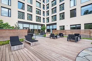 Rented by Living New York