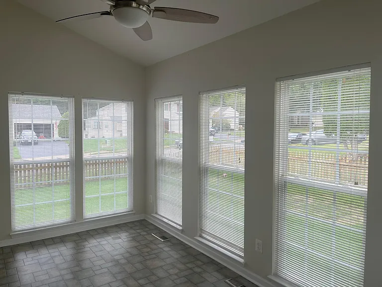 10 Jade Dr — Photo 8
