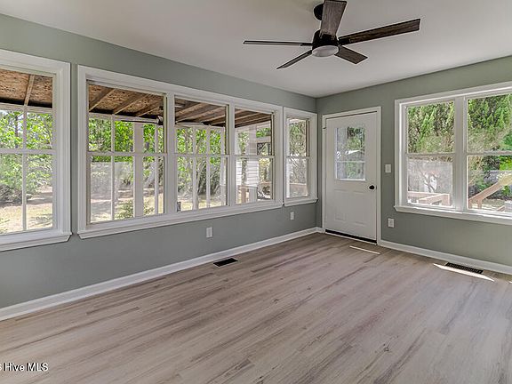 5th image of 7321 Hunters Ridge NE