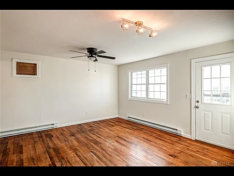 1728 Wilbur Ave #1728 — Photo 2