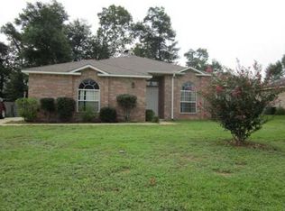 3148 Lost Creek Dr, Cantonment, FL 32533