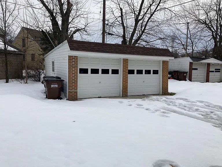 6099 Ridge Rd — Photo 15