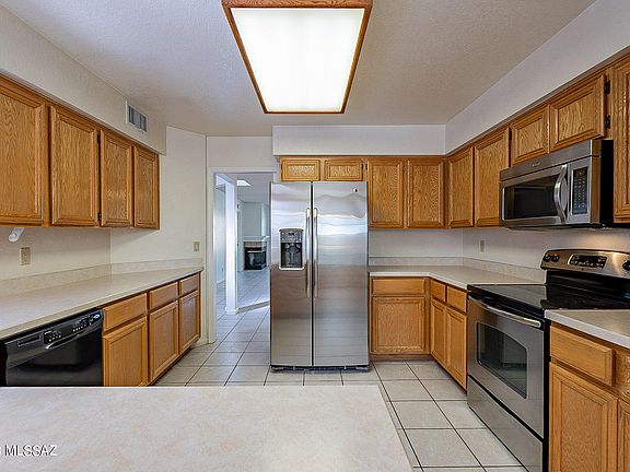 3rd image of 7164 E Ardmore Ln
