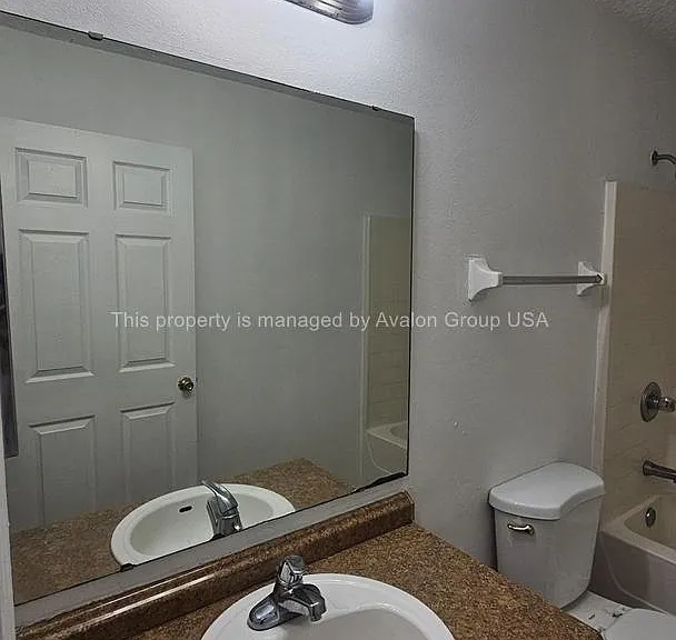 9453 Thorn Glen Rd — Photo 2