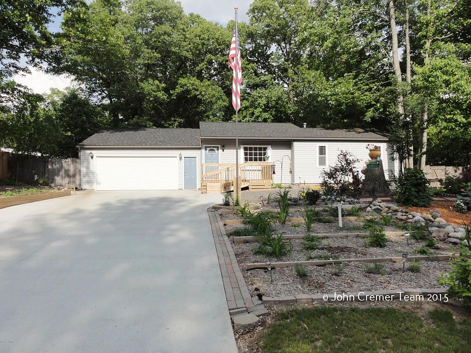 1st image of 10737 Woodbushe Dr SE