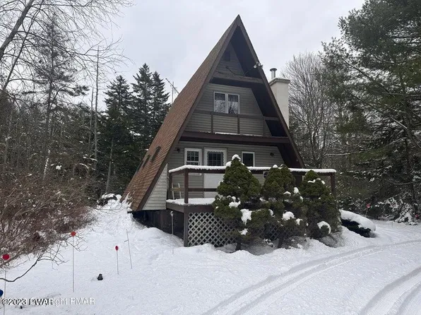 127 Forest Glen Cir, Pocono Lake, PA 18347