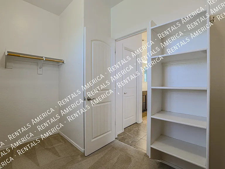 3457 E Mia Ln — Photo 32