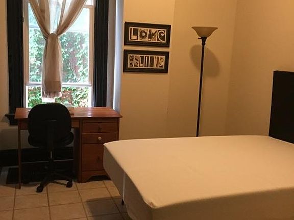 3rd image of 2706 Eden Ave