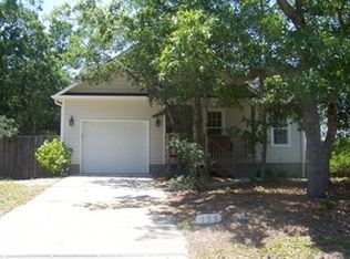 155 NW 2nd St, Oak Island, NC 28465