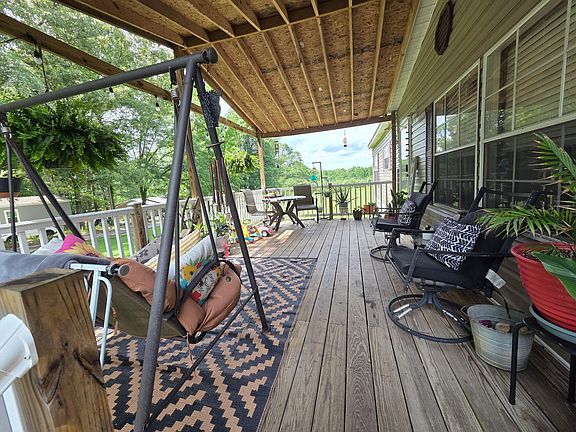 4th image of 200 Heidi Ln