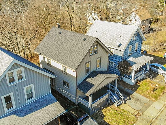 2nd image of 864 Berghoff St
