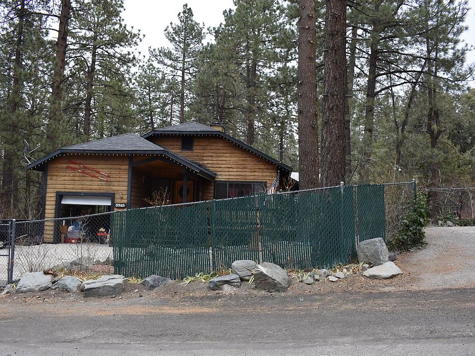 2nd image of 5745 Maple St
