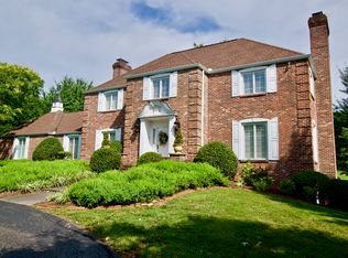 2735 Carpenters Grade Rd, Maryville, TN 37803