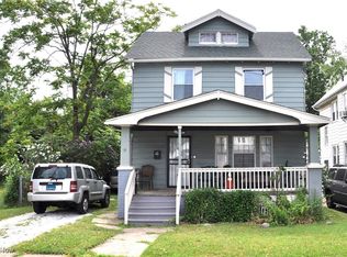 1406 Larchmont Rd, Cleveland, OH 44110