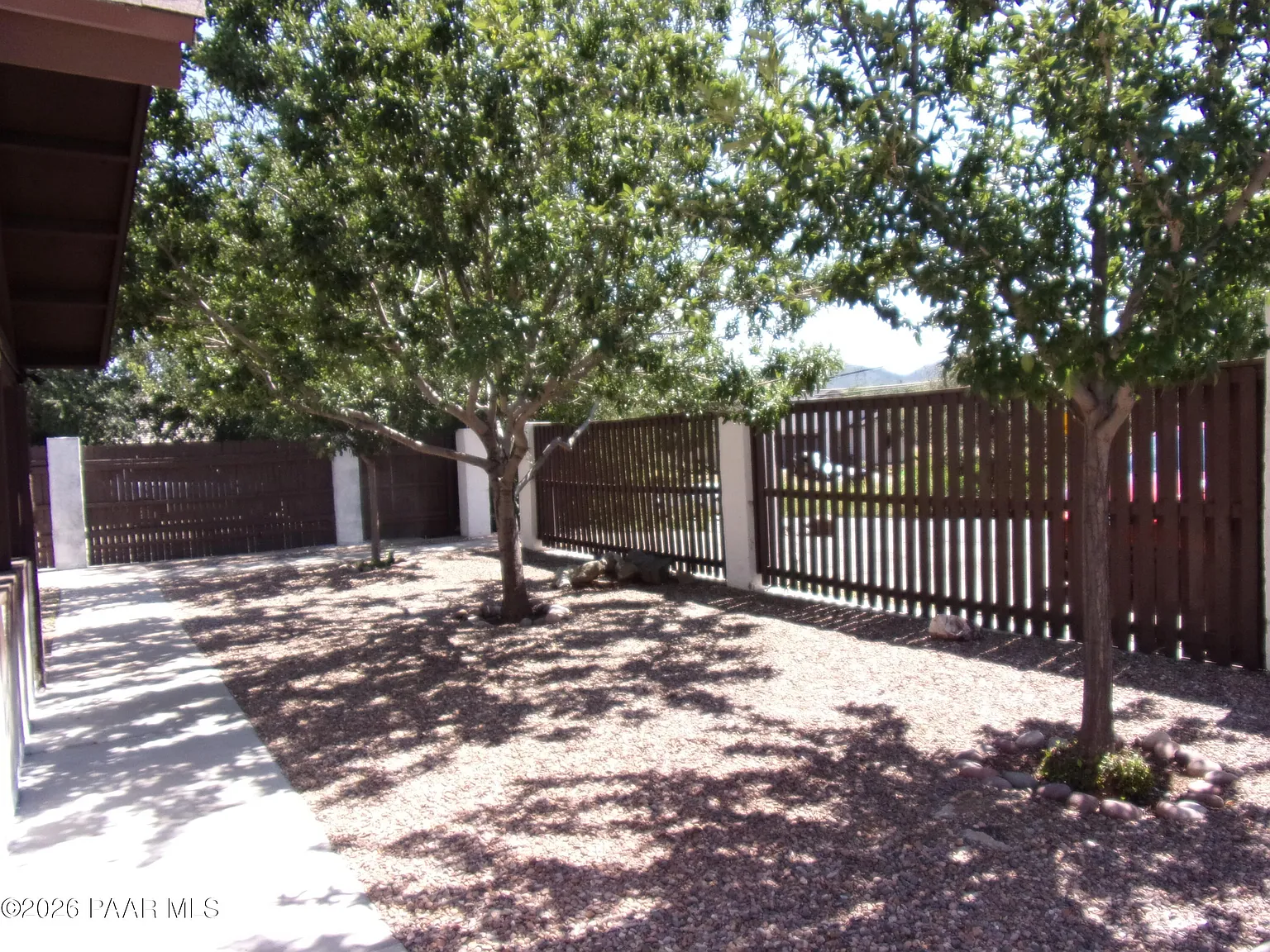 3 bed, 2.0 bath, 1460 sqft, $1,815 — Photo 2