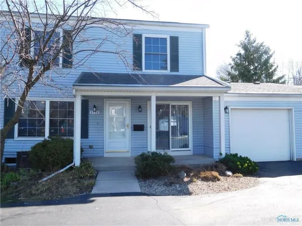 3778 Lakepointe Dr, Northwood, OH 43619