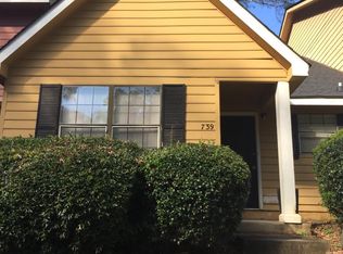 739 Oak Dr #TOWN, Hapeville, GA