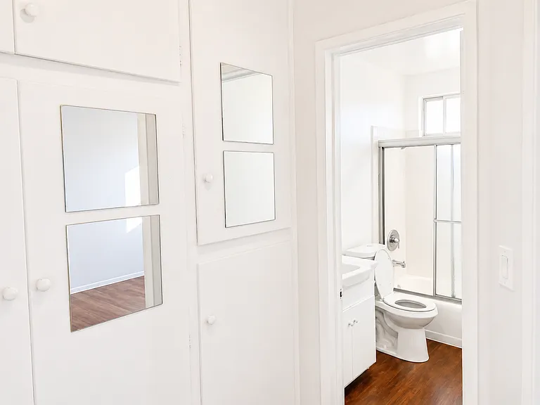 4020 Inglewood Blvd #10 — Photo 5