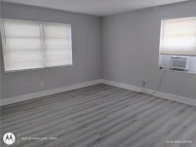 4321 Hallandale Beach Blvd — Photo 21