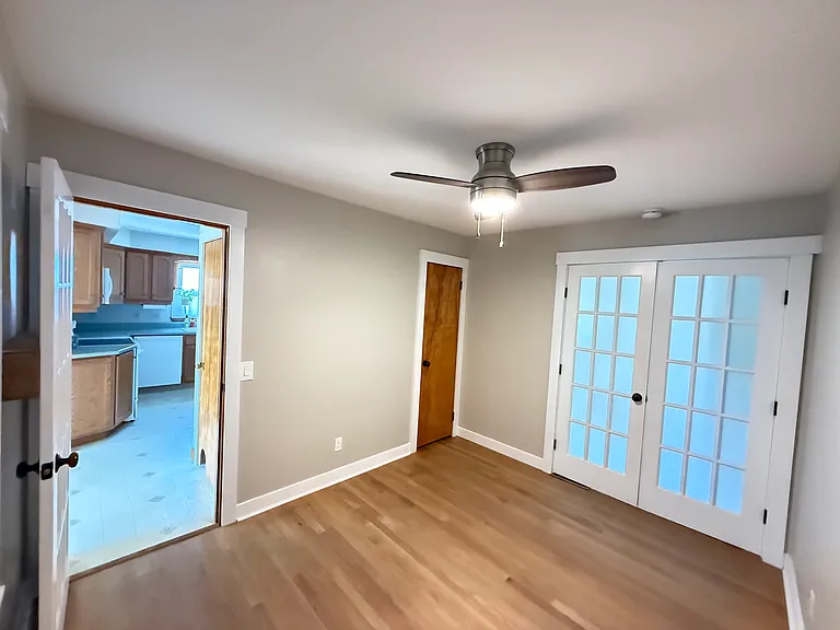 66 Davis Pkwy — Photo 12