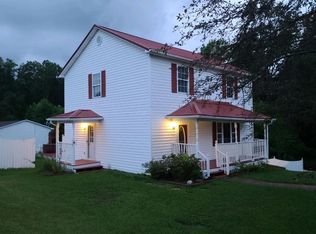 846 Fill St, Pounding Mill, VA 24637