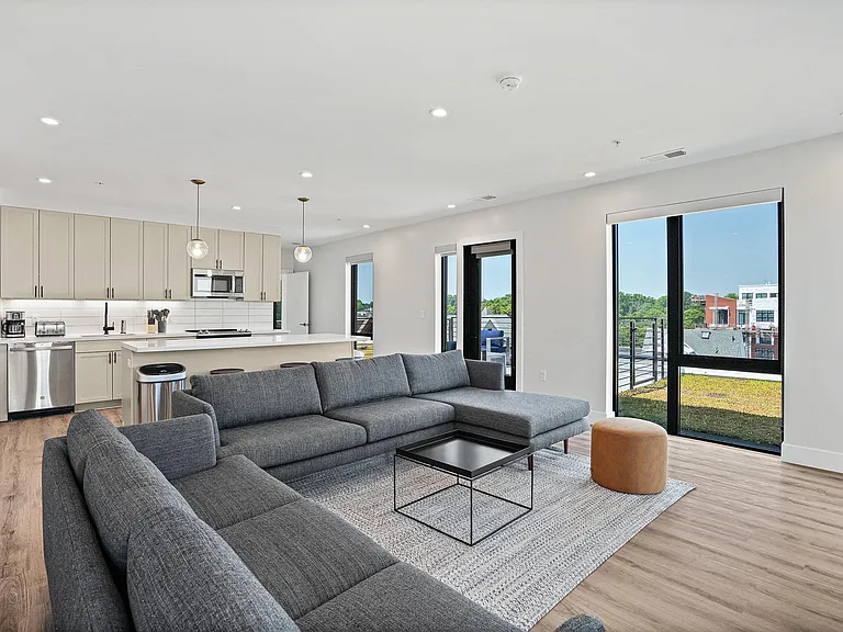 Cypress on Vine Co-Living — Photo 2