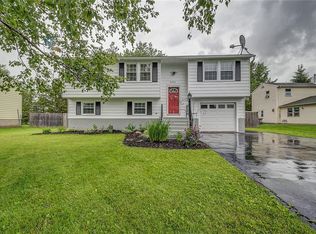 8809 Larchmont Dr, Brewerton, NY 13029