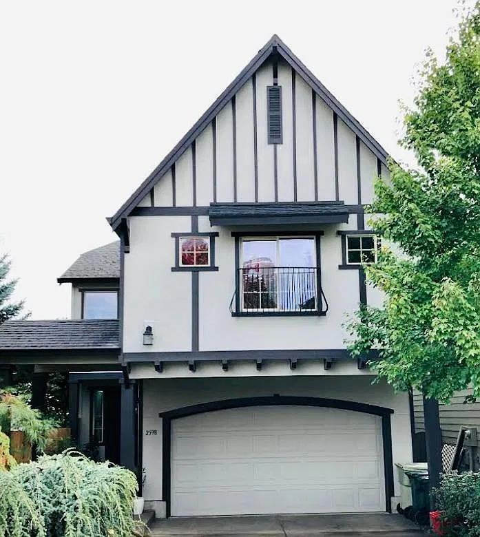 4 bed, 2.5 bath, 2172 sqft, $3,495 — Photo 1