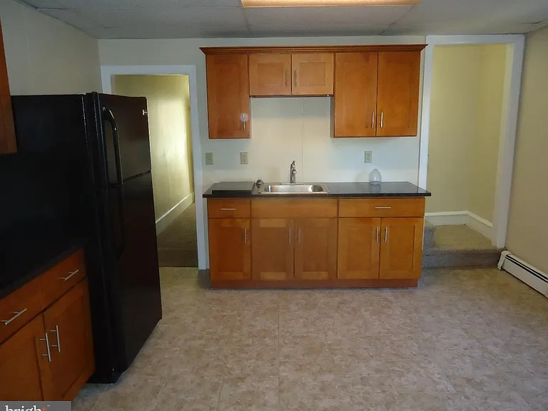 216 E Penn Ave #B — Photo 3