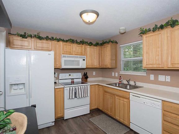 3rd image of 7355 William Hensley Dr