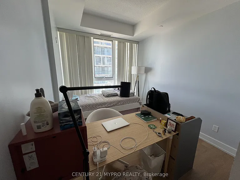 150 Fairview Mall Dr #802 — Photo 12