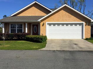 4944 Water Oak Dr, Marianna, FL 32446
