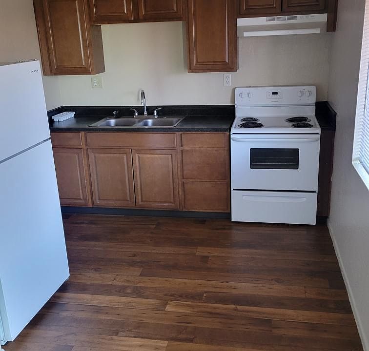 1st image of 21452 N 23rd Ave #226