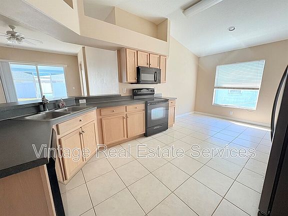 3rd image of 8523 Canterbury Lake Blvd