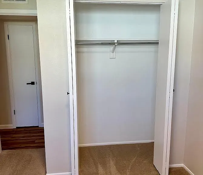 4232 Trinity Pl NW — Photo 12