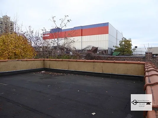 Rented by Tapestry Real Estate of Queens | media 9