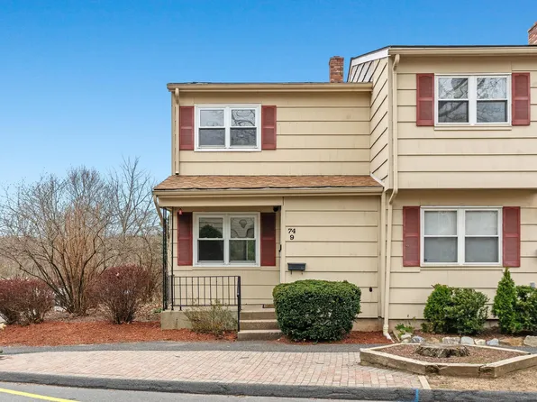 74 Round Tree Drive #9, Naugatuck, CT 06770