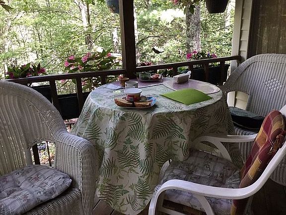 Covered front terrace