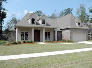 1149 Avenue St, Covington, LA 70433