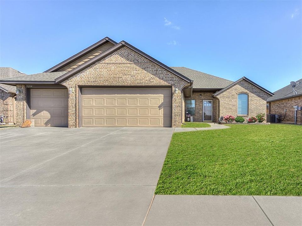 1st image of 9204 Lolly Ln