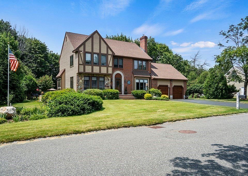 1st image of 5 Wedgewood Dr
