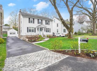 16 Butler St, Cos Cob, CT 06807
