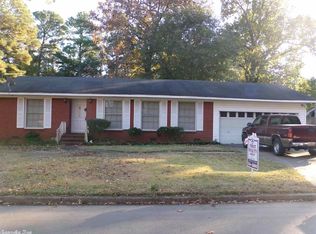 2608 Sherwood Frst, Pine Bluff, AR 71603