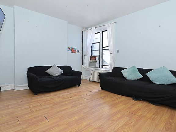 3rd image of 519 49th St #8